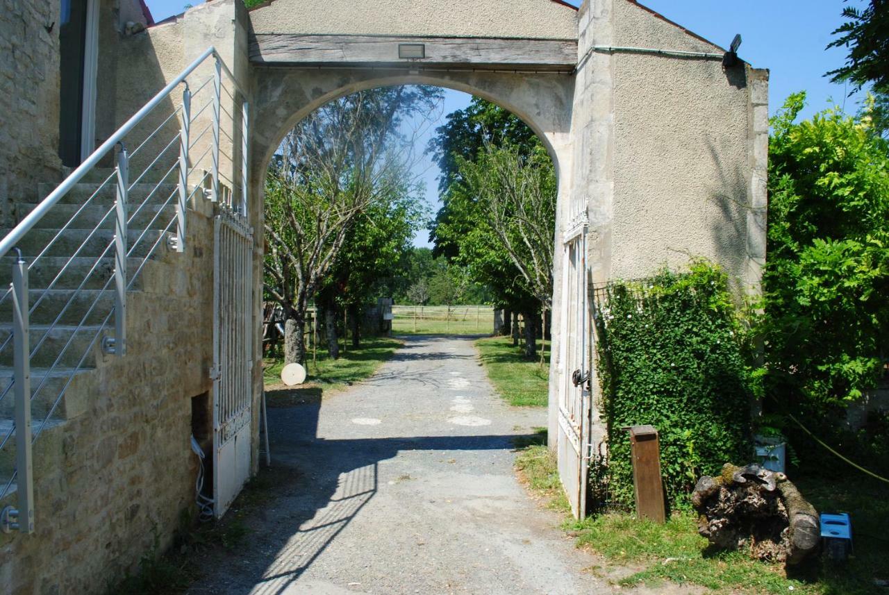 Apartmán Ecurie De La Grange L'Abbe Le Langon Exteriér fotografie